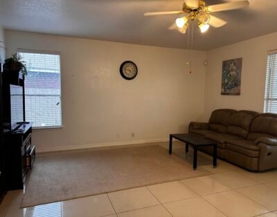 Shared living on Mainland@bandera Road 02