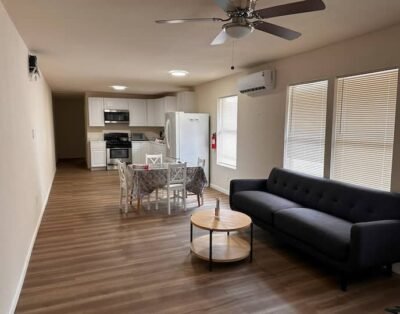 USE2: University Studios @ Babcock 03 Rent Monthly