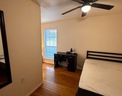 8AA: Spacious Room, Bandera@Eckhert 5