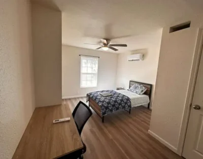 Master Bedroom, rent monthly